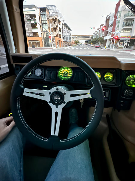Momo Retro Steering Wheel – Reid Performance